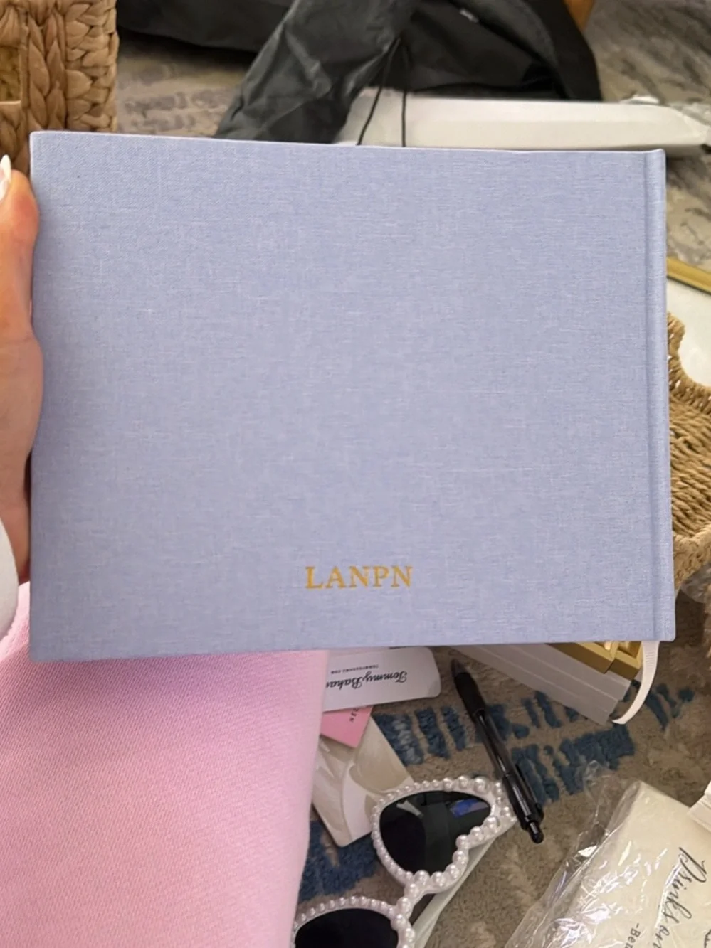 N/A hardcover guest